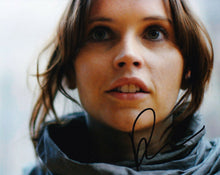  Felicity Jones Signed 10X8 Photo Rogue One: A STAR WARS Story AFTAL COA (7511)