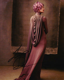  Laura Dern Signed Star Wars: The Last Jedi 10X8 Photo AFTAL COA (5201)