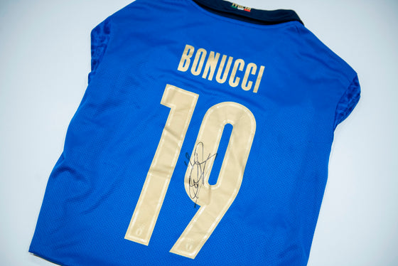 Leonardo Bonucci Signed Shirt Italy ITALIA Euro 2020 AFTAL COA