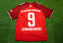  Robert Lewandowski Signed Bayern MUNICH JERSEY AFTAL COA