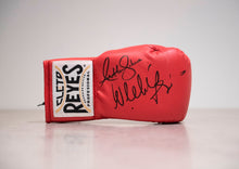  Anthony Joshua & Wladimir Klitschko Signed Boxing Glove Proof AFTAL COA (E)