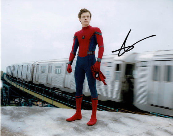 Tom Holland Signed 10X8 Photo Spider-Man Genuine Signature AFTAL COA (5529)