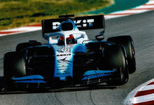  Robert Kubica SIGNED 12X8 Photo Williams F1 AFTAL COA (3613)