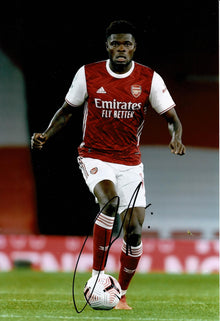  Thomas PARTEY Signed 12X8 Photo Arsenal F.C. AFTAL COA (9149)