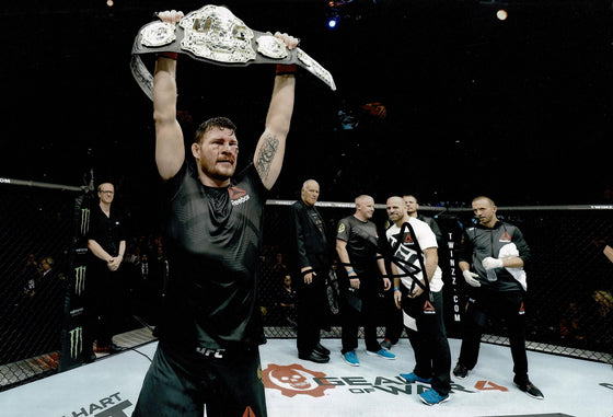 Michael Bisping Signed 12X8 Photo UFC GENUINE Autograph AFTAL COA (B)