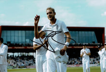  Stuart Broad Signed 12X8 Photo Genuine Signature AFTAL COA (2559)