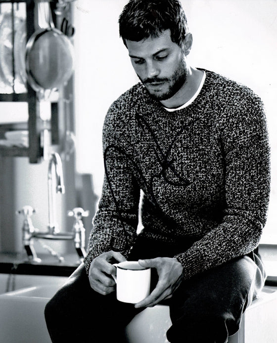 Jamie Dornan Signed 10X8 Photo Genuine Signature AFTAL COA (7347)