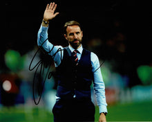 Gareth Southgate Signed 10X8 Photo England Genuine Signature AFTAL COA (1155)