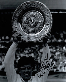  Billie Jean King Signed 10X8 Photo Tennis Icon GENUINE SIGNATURE AFTAL COA (C)