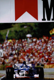  Damon Hill Signed 12X8 Photo Renault Genuine AUTOGRAPH Formula One Legend (3587)