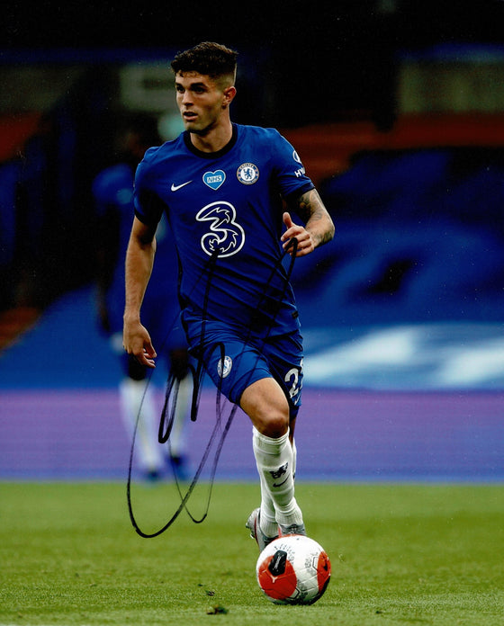 Christian Pulisic Signed 10X8 Photo Chelsea FC Genuine Signature AFTAL COA (1277