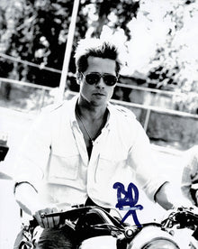  Brad Pitt Signed 10X8 Photo Inglourious Basterds AFTAL COA (5641)