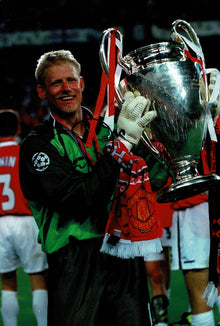  Peter Schmeichel Signed 12X8 Photo Manchester United GENUINE AFTAL COA (1868)