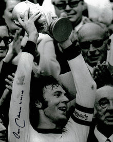  Franz Beckenbauer Signed 10X8 Photo 1974 World Cup Trophy AFTAL COA (1188)