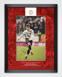  Cristiano Ronaldo Signed & Framed 10X8 Photo Manchester United FC AFTAL COA