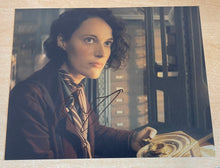  Phoebe Waller-Bridge SIGNED 10X8 Photo Indiana Jones AFTAL COA (5644)