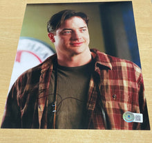  Brendan Fraser SIGNED 10X8 Photo Scrubs BAS TPA COA BJ76221 (7300)