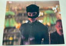 Zoe Kravitz Signed 10X8 The Batman Photo CATWOMAN AFTAL COA (7256)