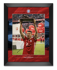  Robert Lewandowski Signed & FRAMED 11X14 Photo Bayern MUNICH AFTAL COA (C)