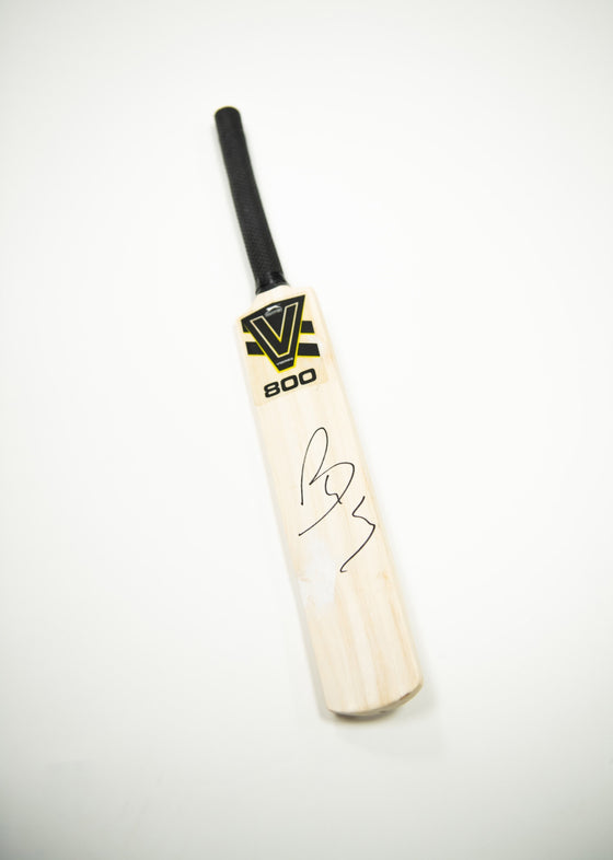 Yuvraj Singh Signed Mini Bat Indian Cricket Genuine Signature AFTAL COA
