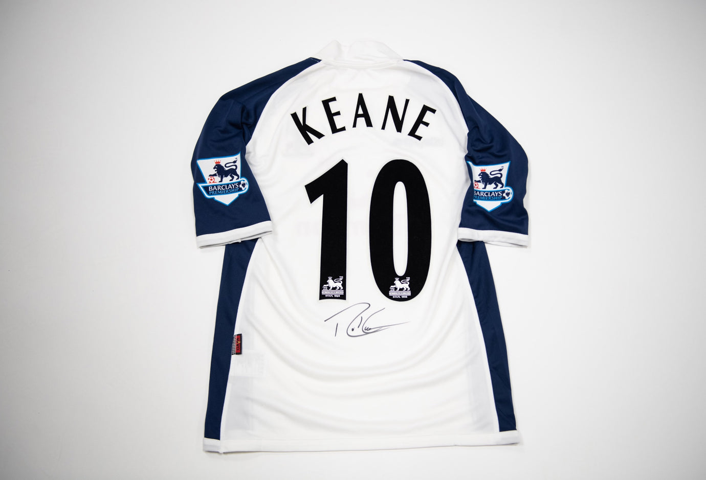 Spurs shirt deals
