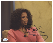  Oprah Winfrey Signed 10X8 Photo Genuine Signature AFTAL ACOA TPA (7494)