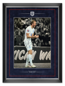  Harry Kane Signed & Framed 16X12 Photo Mount England & SPURS AFTAL COA (H)