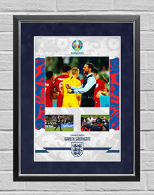  Gareth Southgate Signed & Framed 10X8 Photo Mount England Euro 2020 AFTAL COA (E