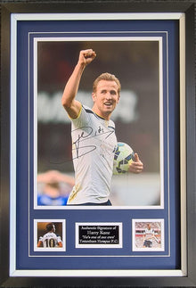  Harry Kane Signed & Framed 16X12 Photo Mount England & SPURS AFTAL COA (G)